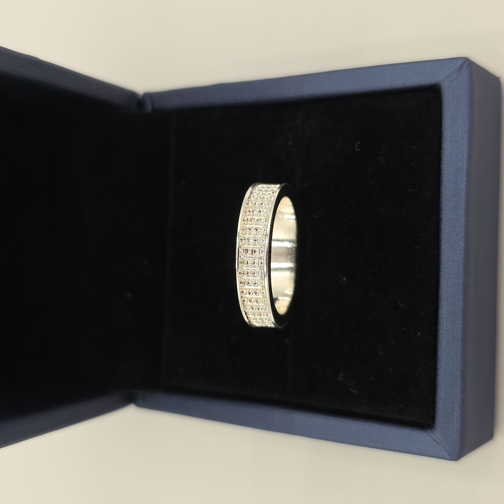 Stunning Silver Rings with Sparkling Accents - Picture 7 of 9